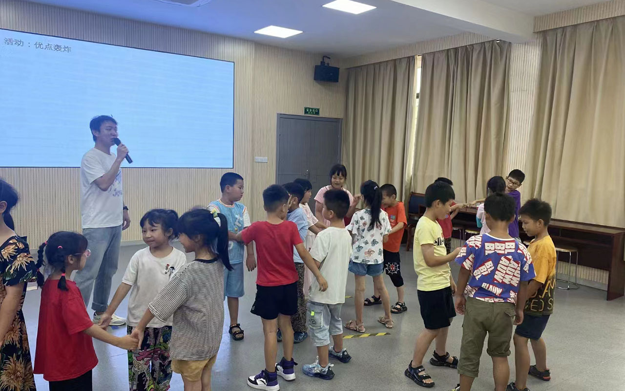 大理龙观乡中心学校